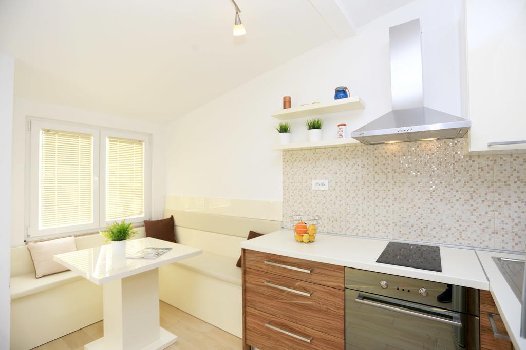 Ferienwohnung Odette Zadar Exterior foto